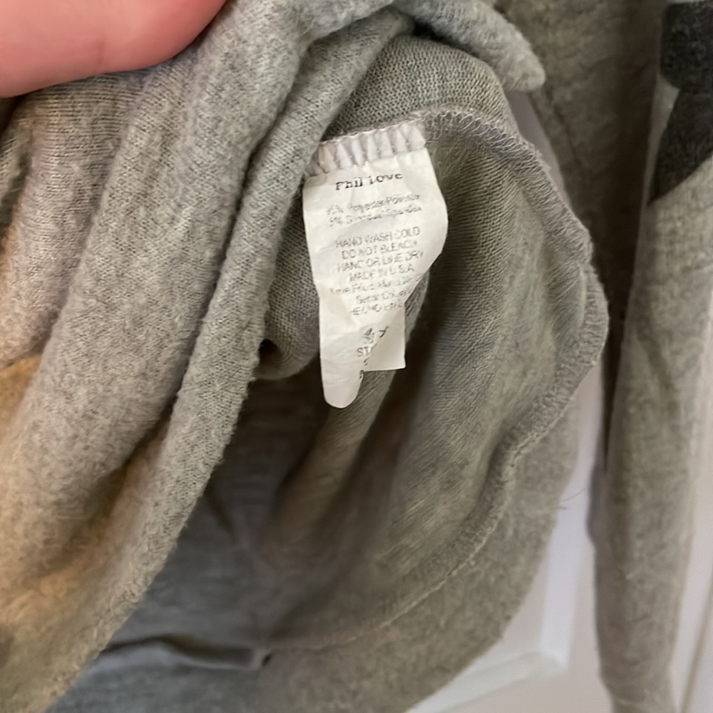 Cozy Star Patterned Pullover! - image 5